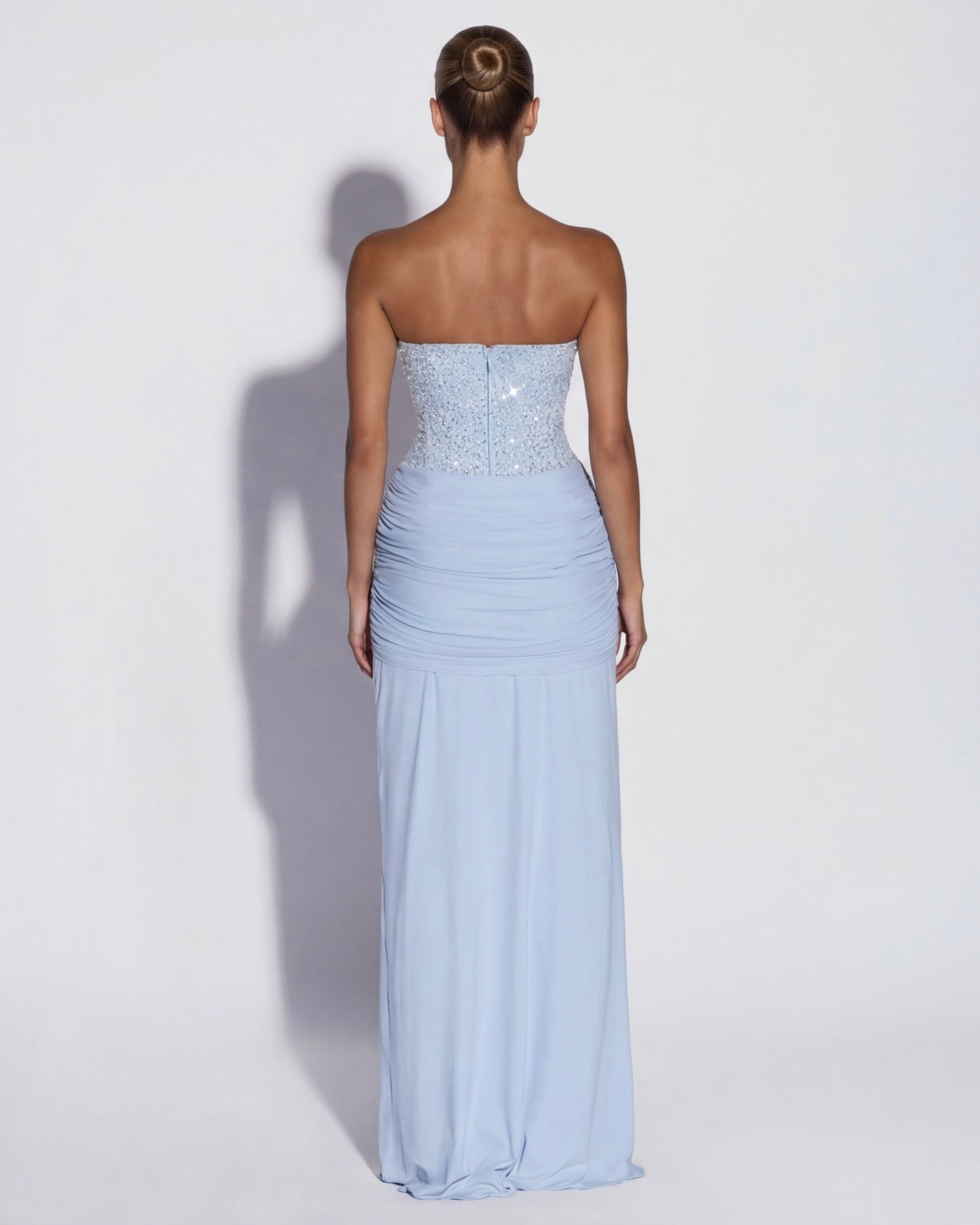 Robe Longue Midnight Aura – Bustier Brillant et Corset Structuré