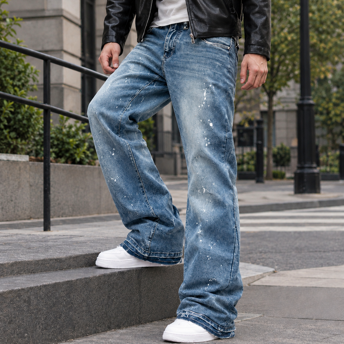 Herrenjeans aus Baumwolle, lässiger Schnitt mit weitem Bein
