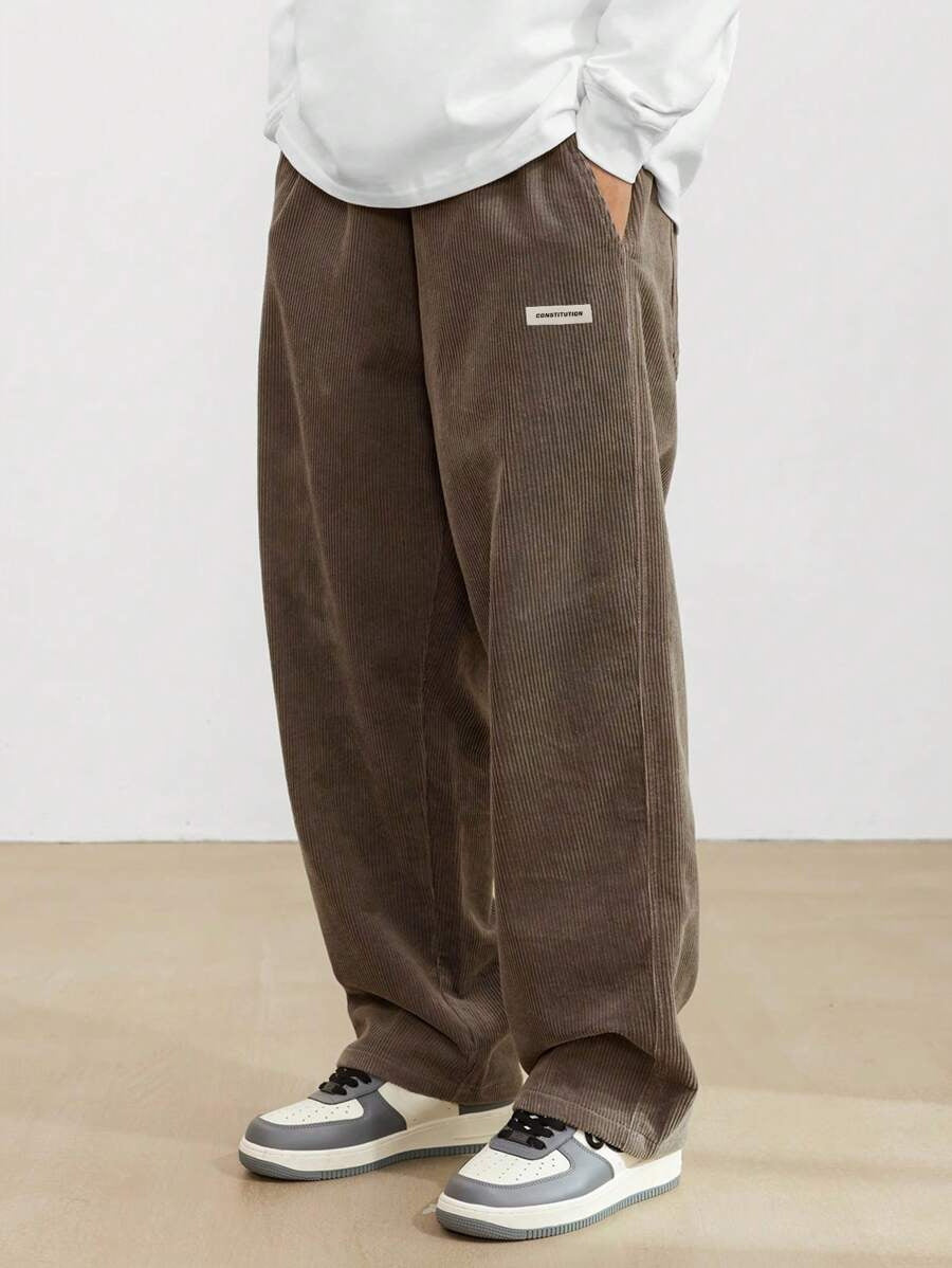 Weite Herrenhose mit geradem, verstellbarem Schnitt