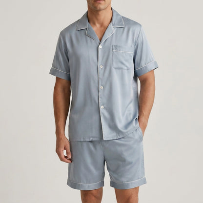 Herren-Pyjama aus fließendem Satin in lockerer Passform
