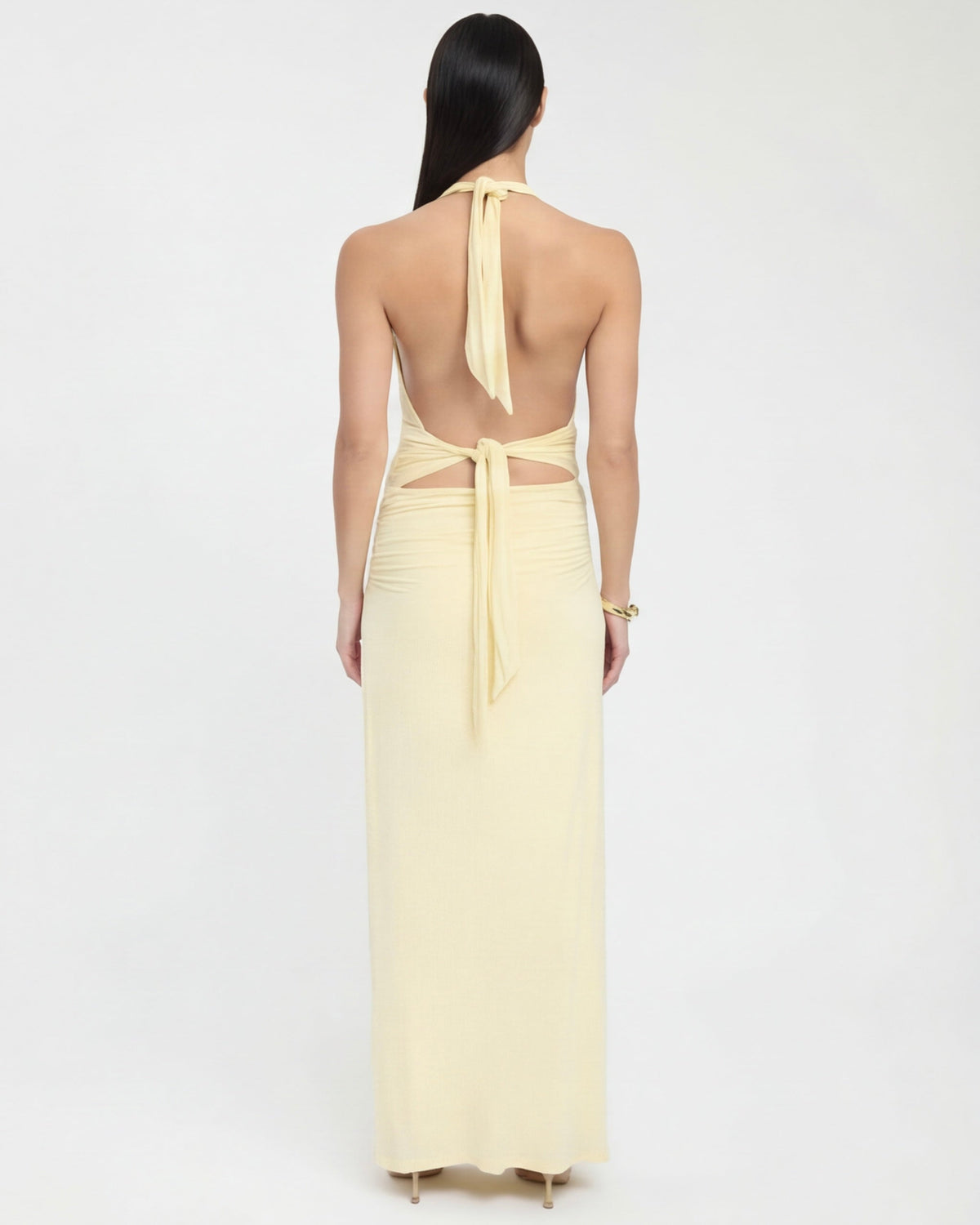 ARIA Robe Maxi Halter Nyx – Dos Nu et Taille Froncée