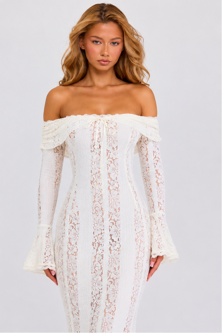 Robe Longue Dentelle Éthérée – Élégance Romantique et Délicate