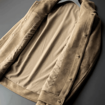 Veste en daim homme coupe ajustée élégance intemporelle