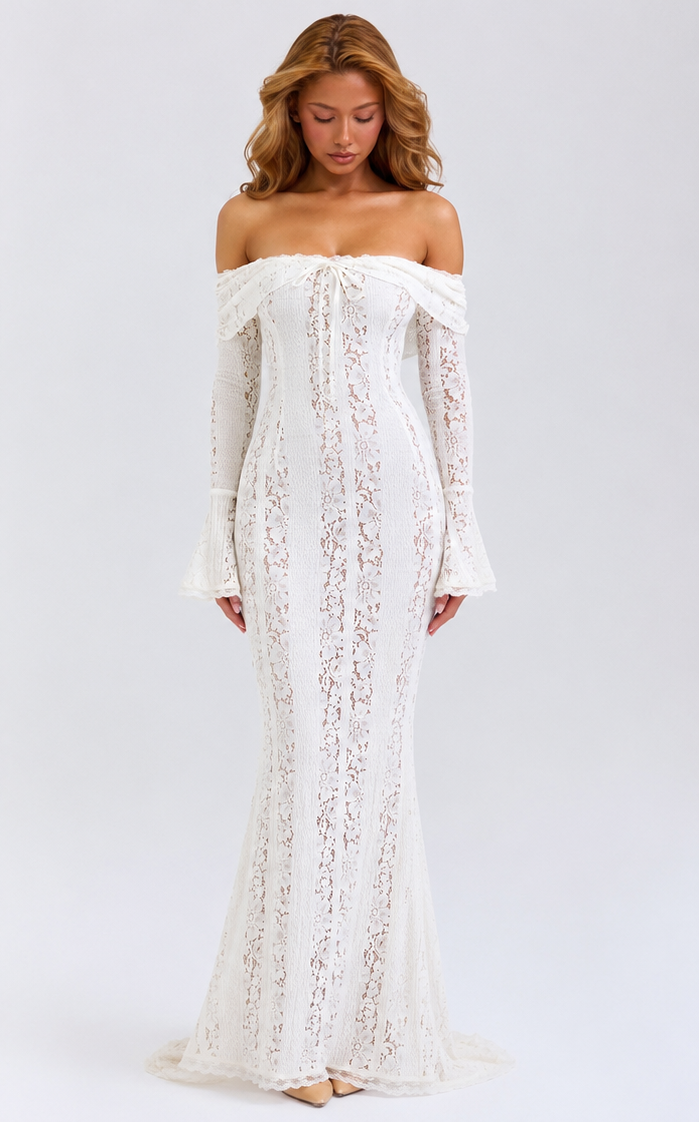 Robe Longue Dentelle Éthérée – Élégance Romantique et Délicate