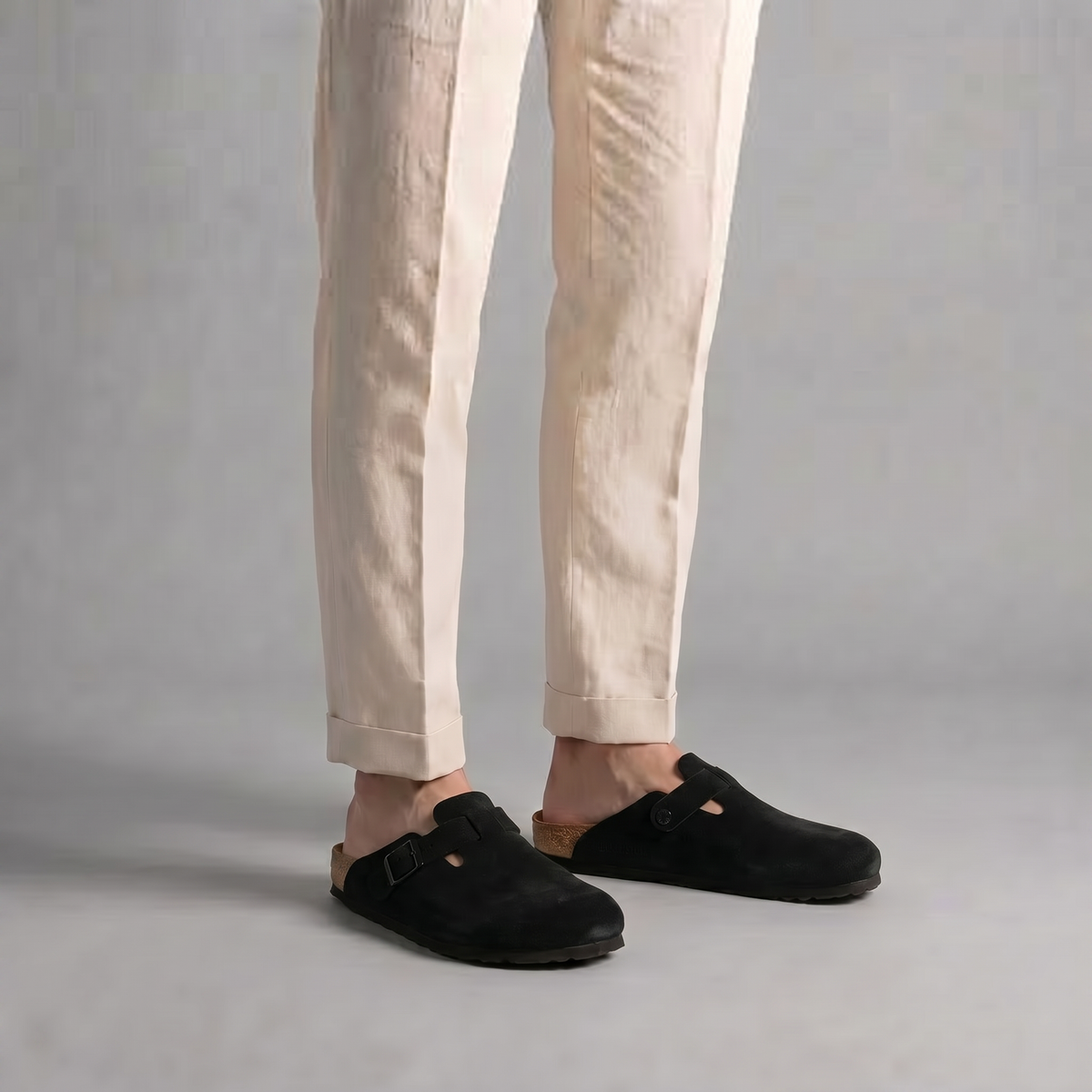 Herren-Clogs aus weichem Wildleder mit Lederfußbett