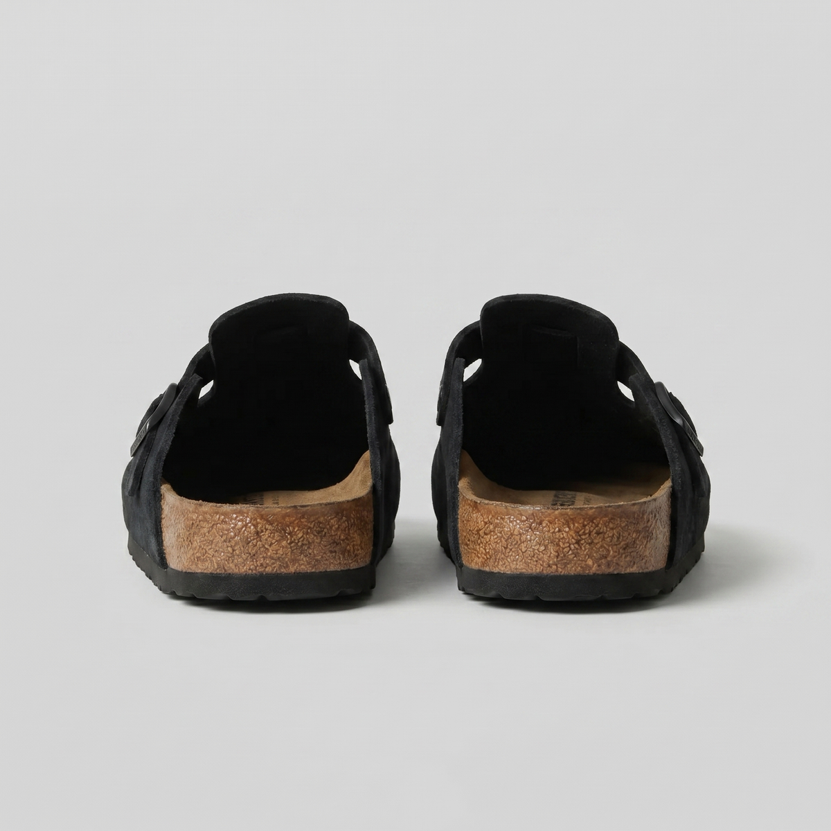 Herren-Clogs aus weichem Wildleder mit Lederfußbett