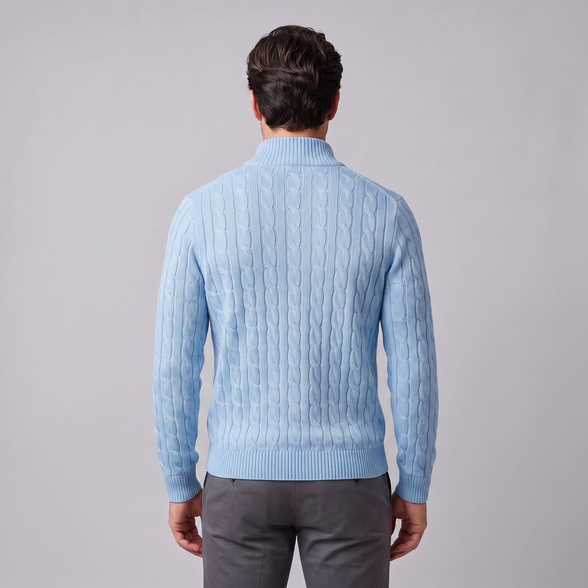 Herren-Pullover aus Baumwollstrick mit Zopfmuster und Reißverschlusskragen