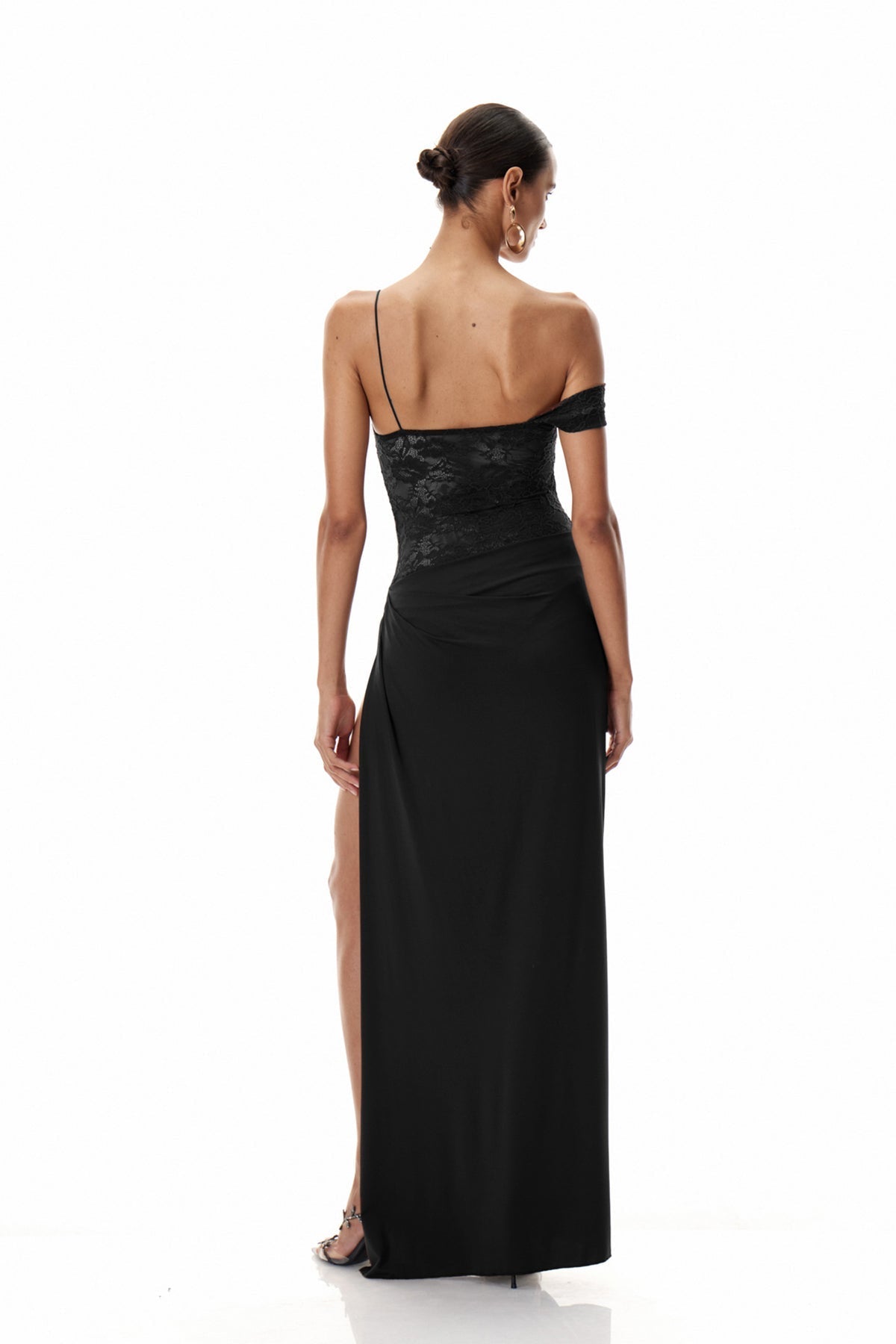 Robe Maxi Luna Muse – Dentelle et Jupe Drapée avec Fente