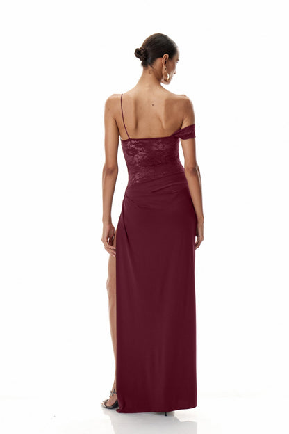Robe Maxi Luna Muse – Dentelle et Jupe Drapée avec Fente