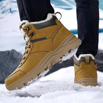 Herren-Winterstiefel mit warmem Futter und robuster Sohle
