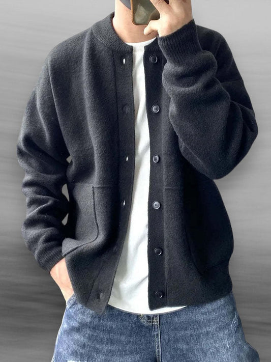 Cardigan homme tricoté léger coupe moderne