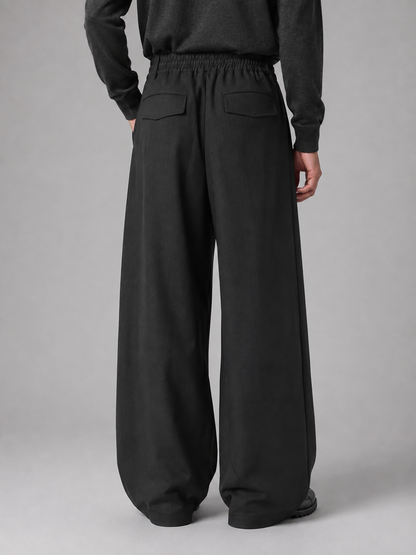 Weite, plissierte Herrenhose mit lässigem Schnitt
