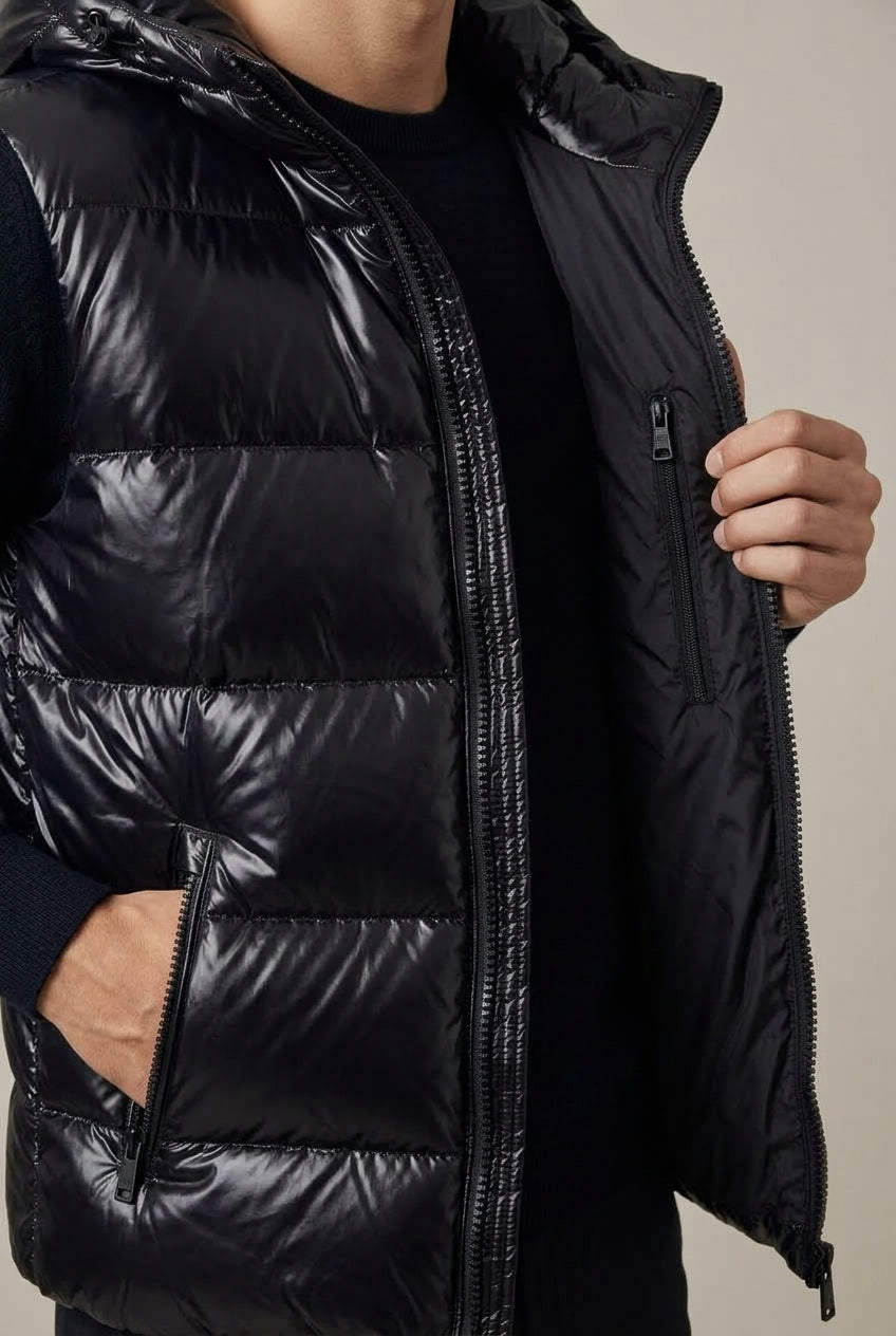 Metallic-gesteppte Herrenweste mit Kapuze für den Herbst