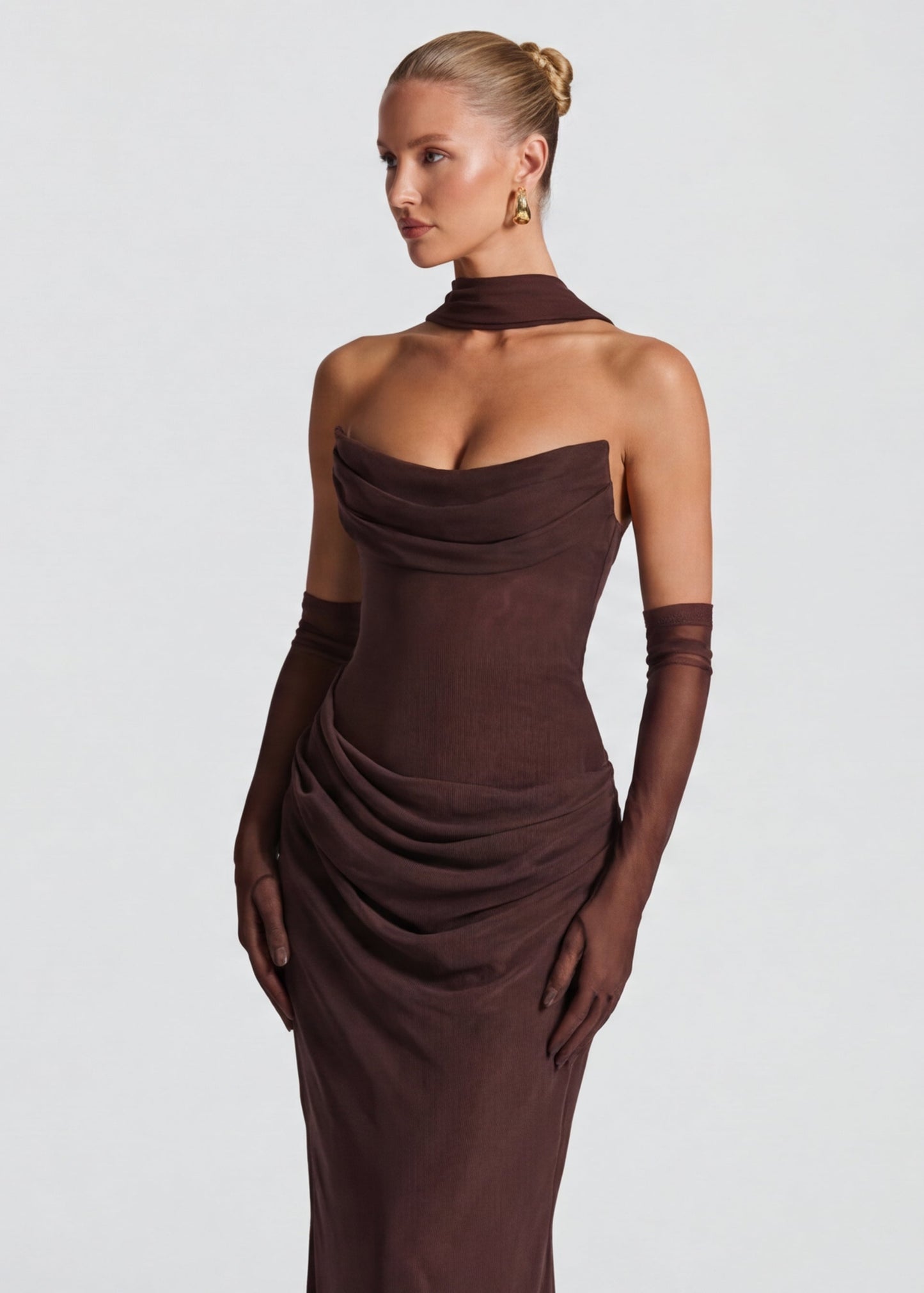 ARIA Robe Maxi Muse – Silhouette Fluide et Élégance Naturelle