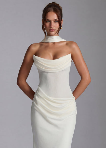 ARIA Robe Maxi Muse – Silhouette Fluide et Élégance Naturelle