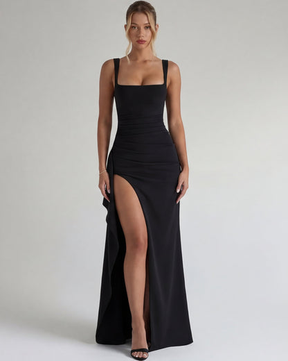 Robe Maxi Main Character – Coupe Gainante et Col Carré