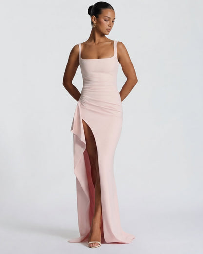 Robe Maxi Main Character – Coupe Gainante et Col Carré