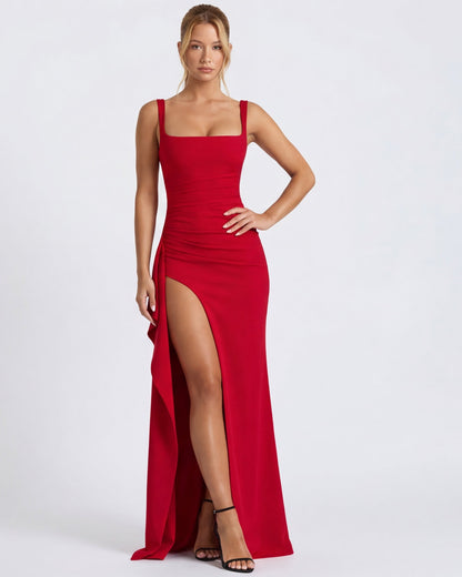 Robe Maxi Main Character – Coupe Gainante et Col Carré