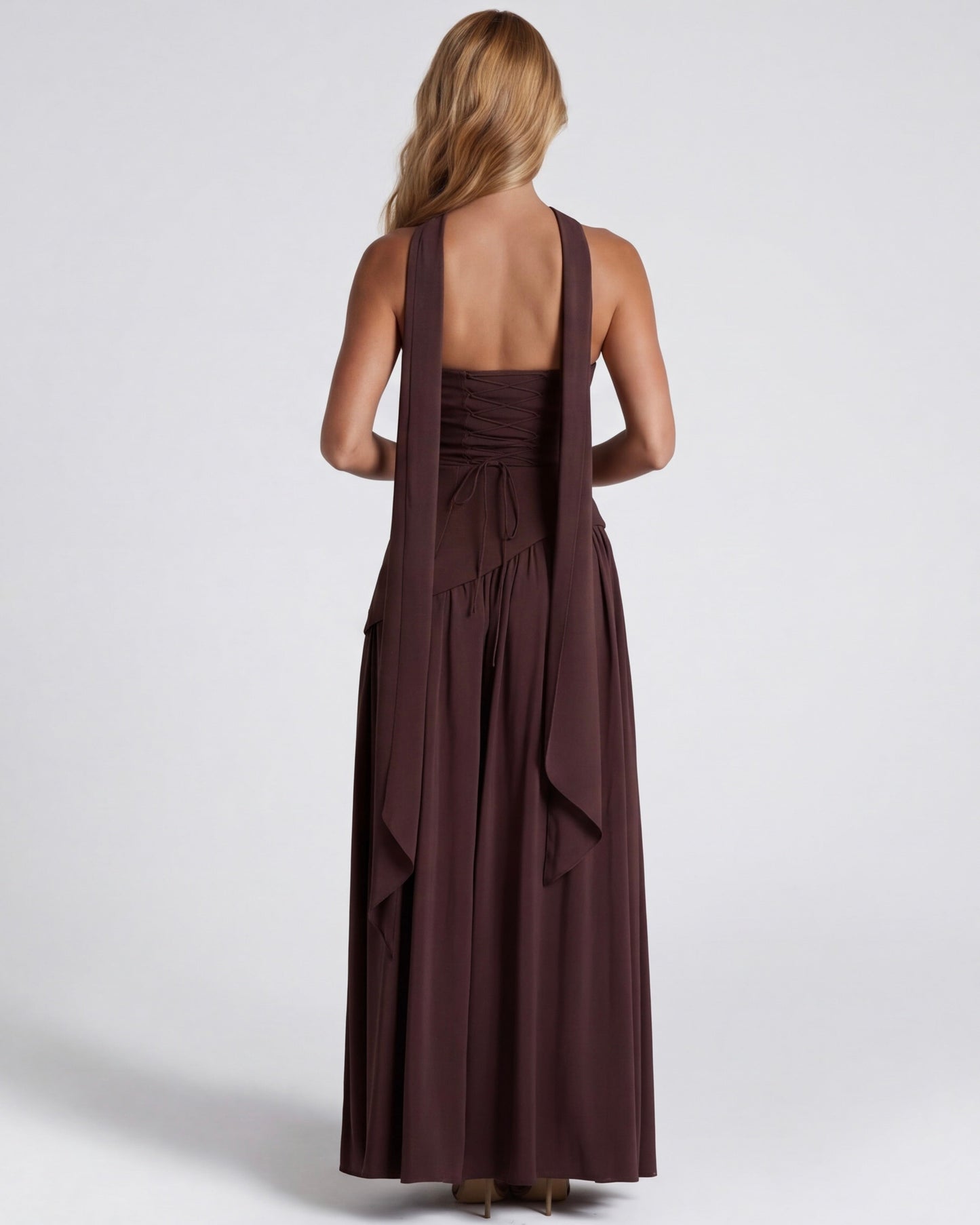 Robe Maxi Aura Radiant – Bustier, Foulard et Fente Haute