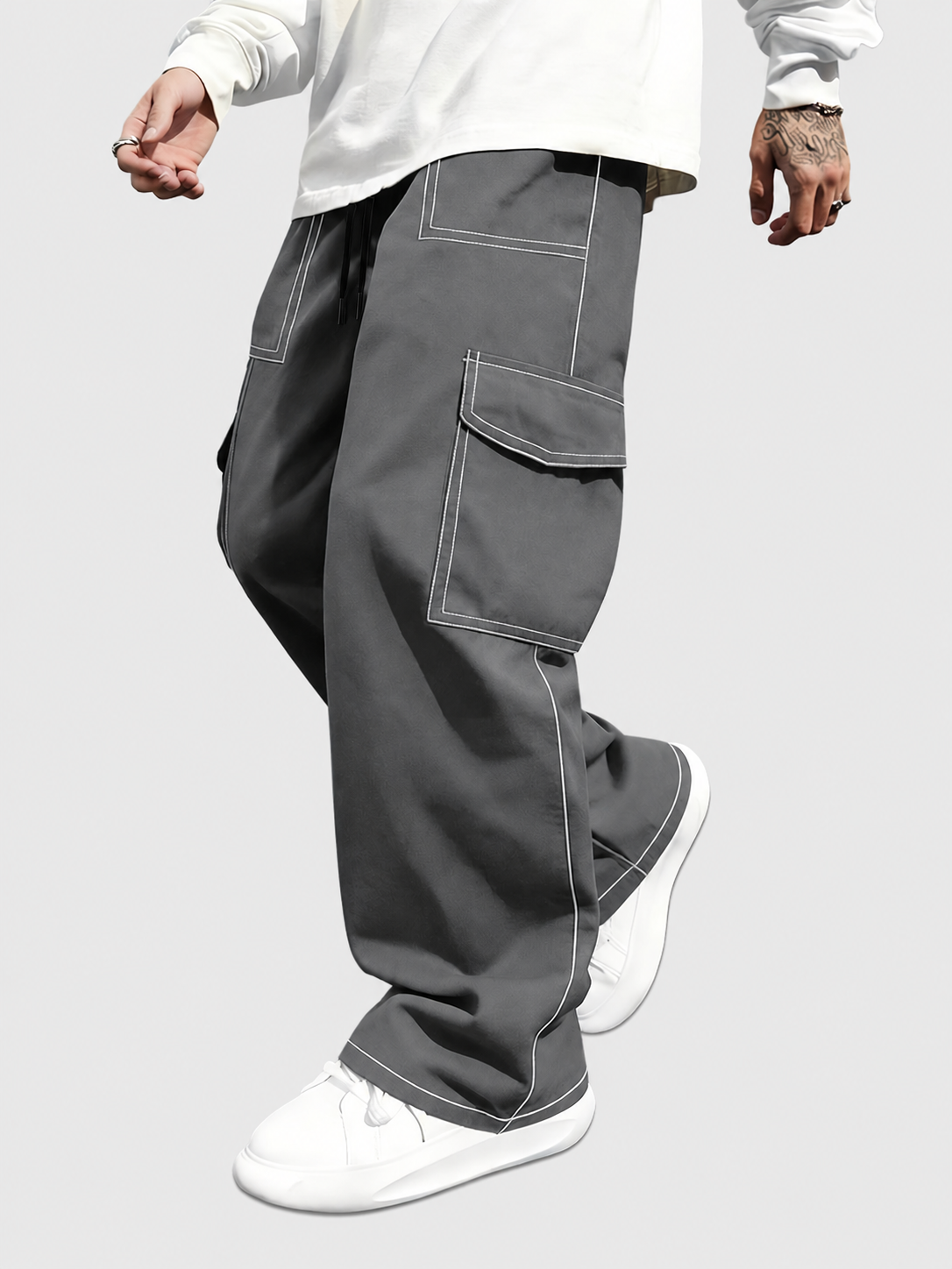 Lässige Herren-Cargohose mit Kontrastnähten
